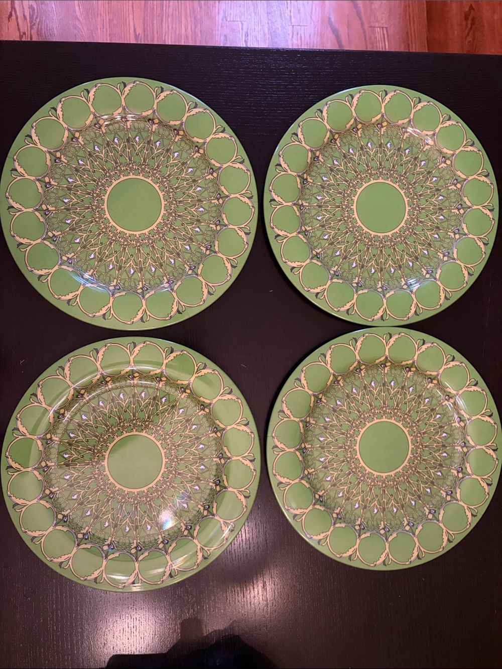 Bongenre Melamine Dinner Plates - Set of 4